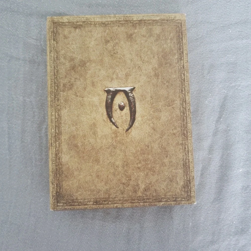 The Elder‎ Scrolls IV Oblivion Collector's Edition PC Game Bonus DVD Book Map